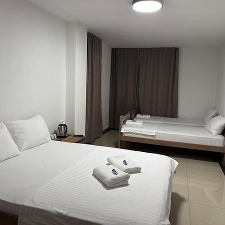 Hotel Majestic Struga Exterior photo