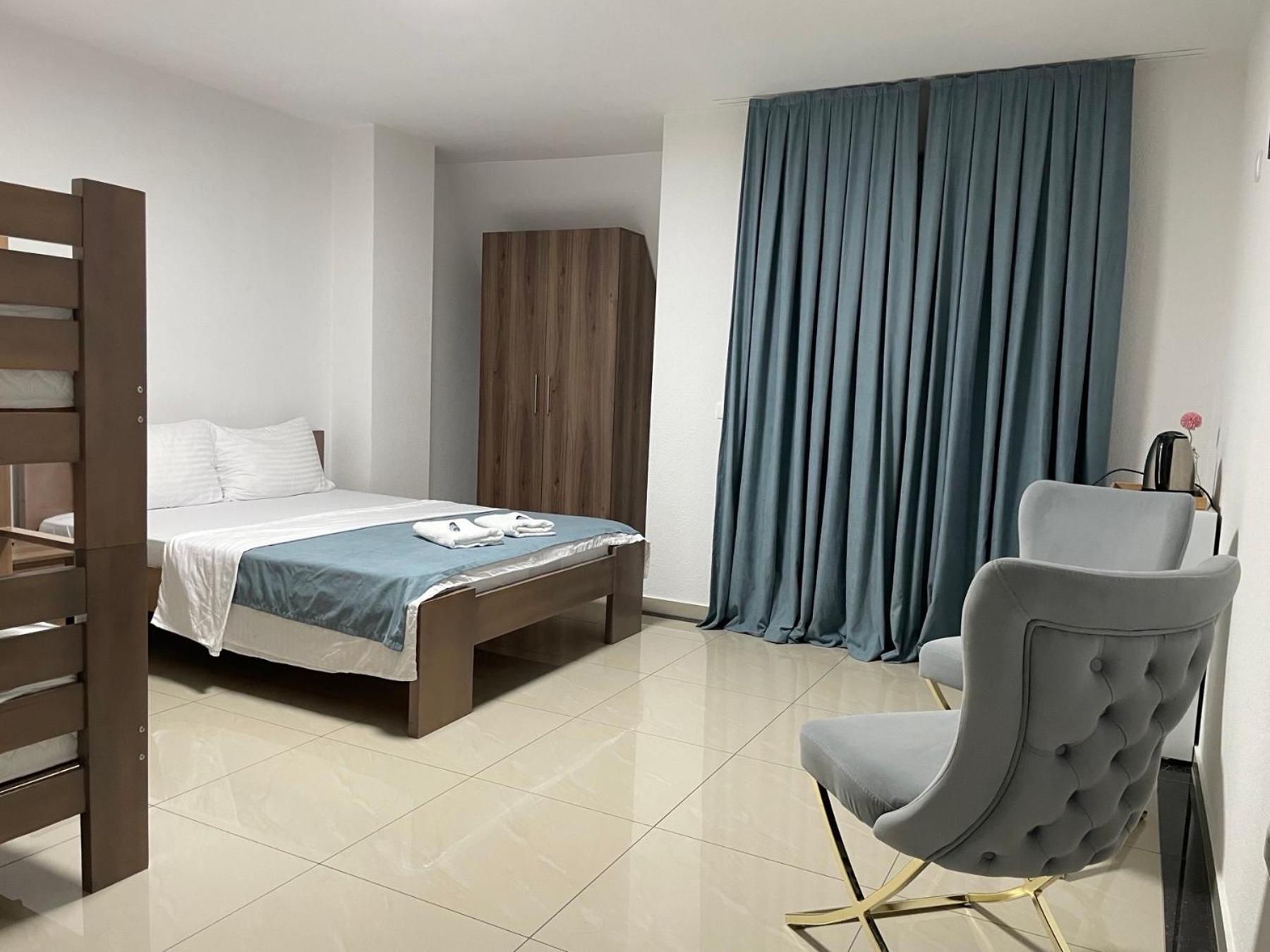 Hotel Majestic Struga Exterior photo
